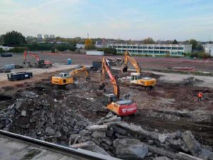 Démolition d'un immeuble de bureaux de plus de 12 000m2 (Curage, désamiantage, démolition et valorisation des déchets de chantiers) à Wasquehal. La démolition laissera place à la construction du projet Imaginarium qui accueillera le siège de l'entreprise Exotec.