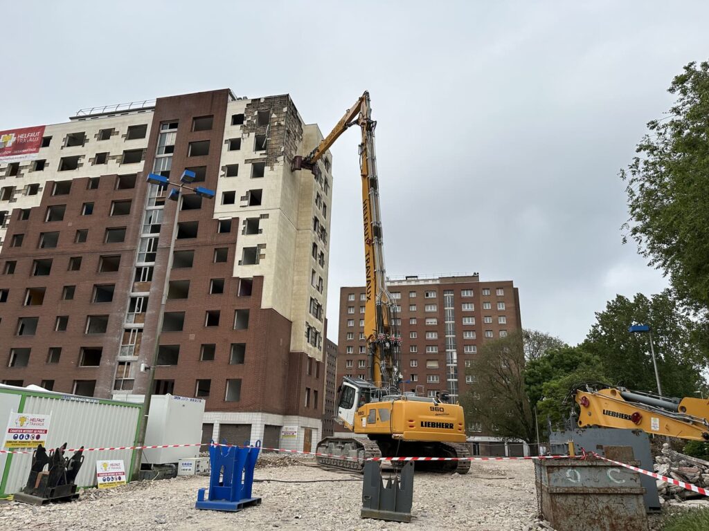 Chantier Désconstruction Grande Synthe - Nord - Helfaut Travaux